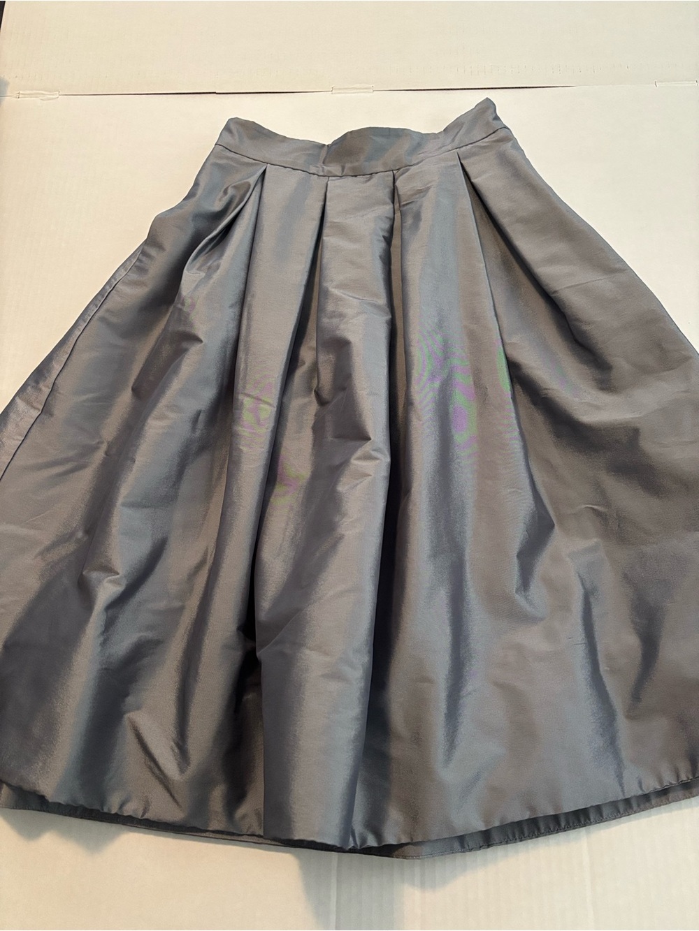 White House Black Market Full Pleated A-Line Skirt in Gray